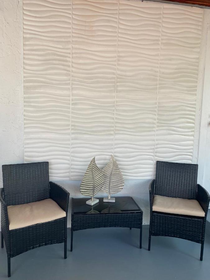 Modern Home, Excellent Location Miami Extérieur photo